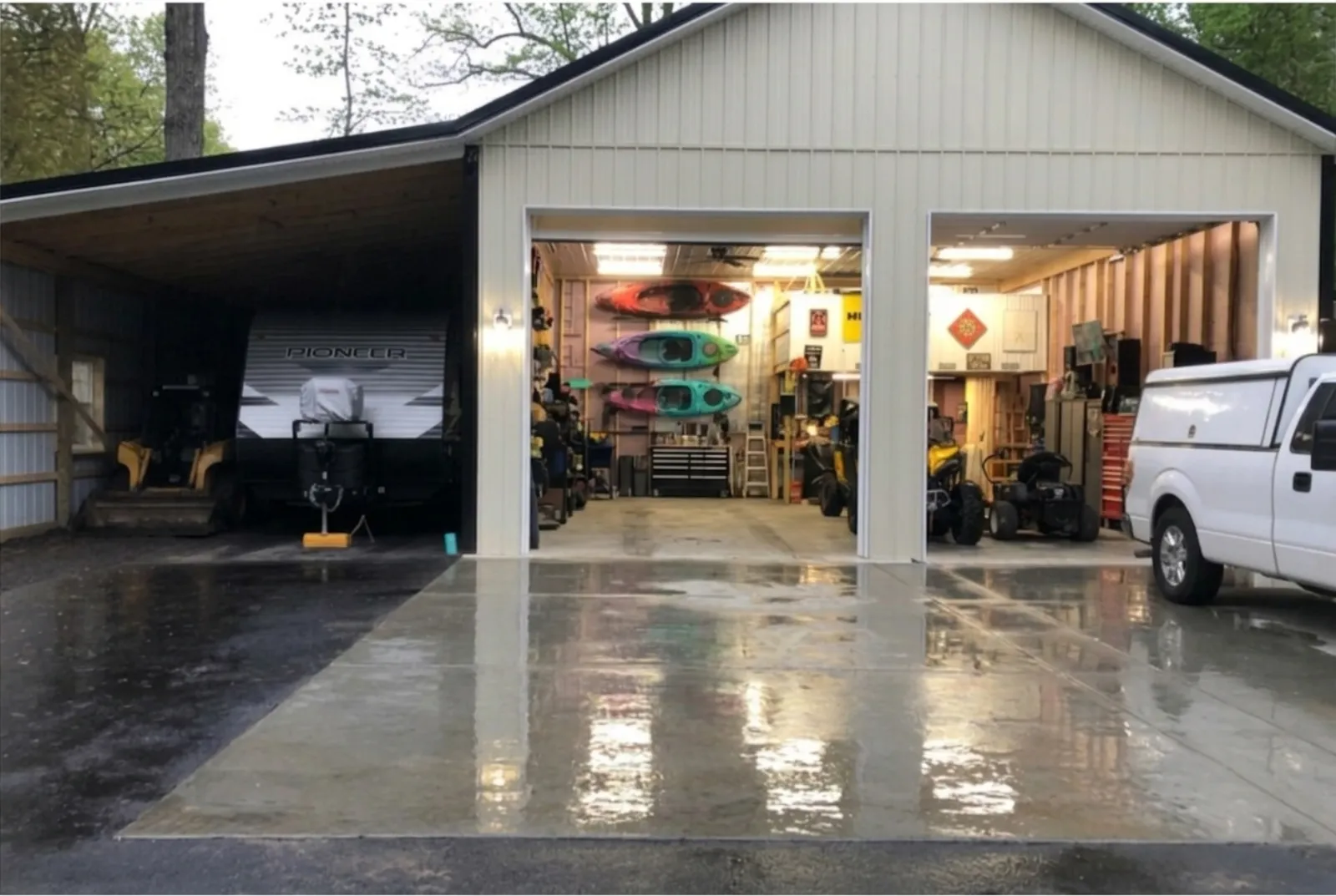 Post-frame storage building